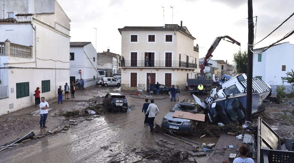 Majorca flash flood kills at least 10 on Spanish island